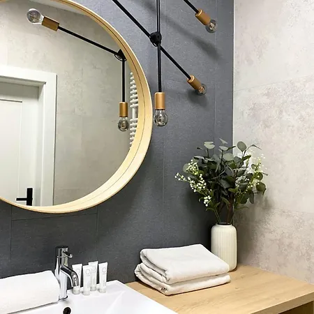 Apartamenty-wroc Center By The Bridge *