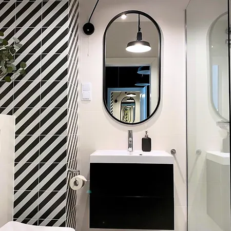 Apartamenty-wroc Center By The Bridge Апартаменты *