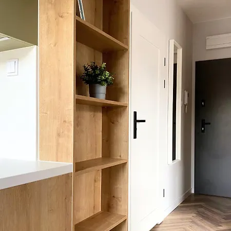 شقة Apartamenty-wroc Center By The Bridge