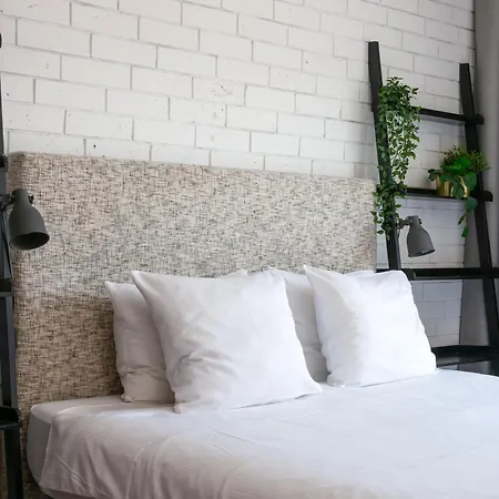 Apartment Apartamenty-wroc Center By The Bridge Wroclaw